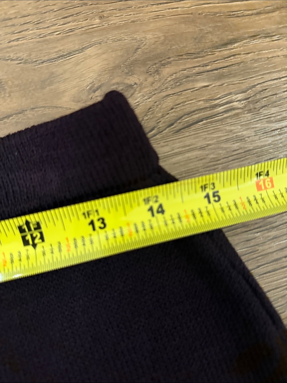 St. John Plum Dark Purple Knit Pencil Skirt Size 8 - Picture 4 of 5